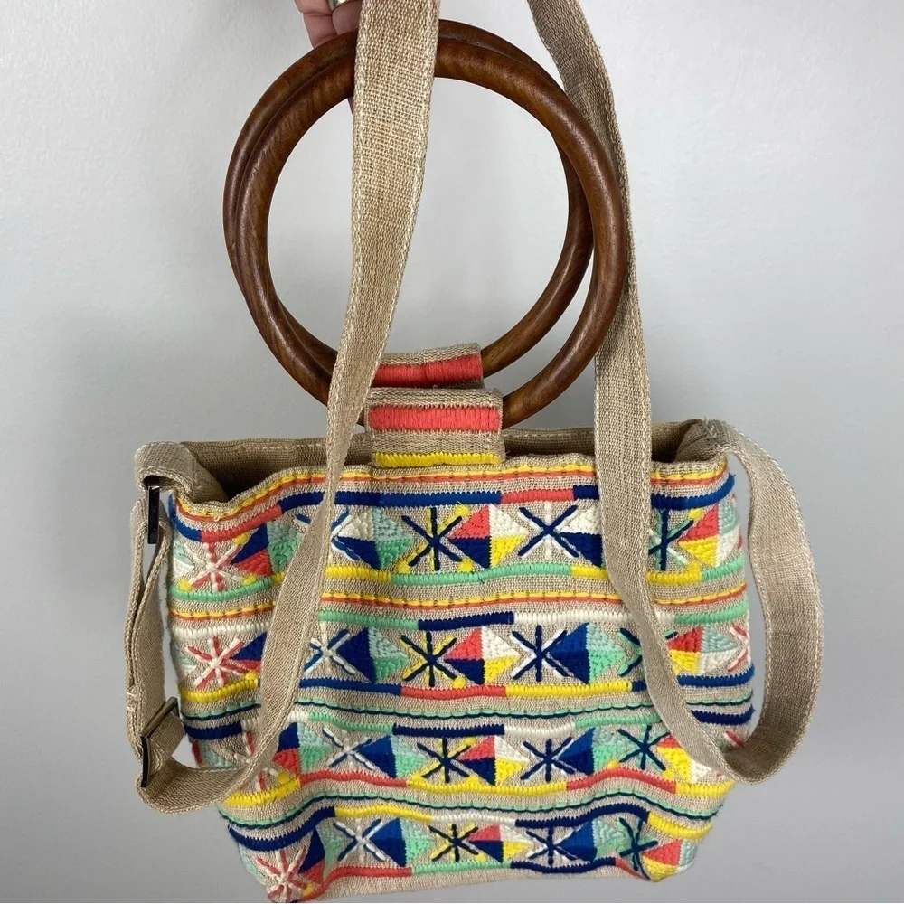 Lulu Canvas Handbag Boho Wooden Handles Aztec Print Multicolor with Strap - Picture 3 of 7